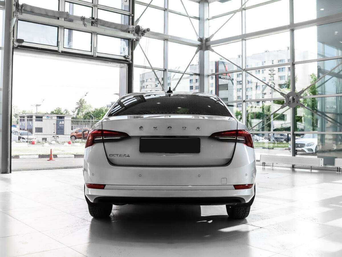 Skoda Octavia с пробегом — 2021 год. Фото: #4