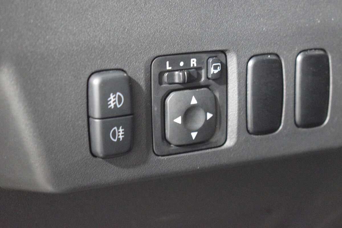 Mitsubishi Pajero с пробегом — 2014 год. Фото: #8