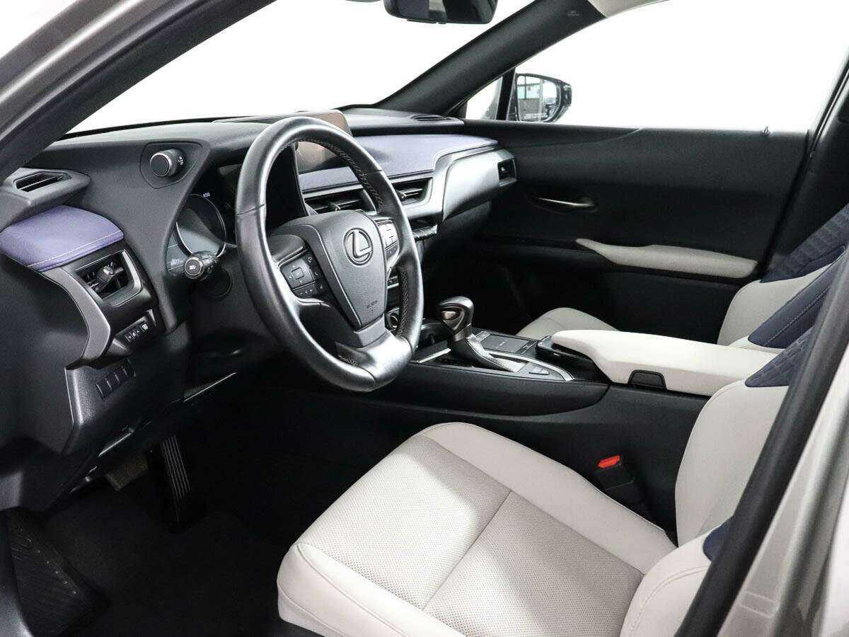Lexus UX с пробегом — 2019 год. Фото: #7
