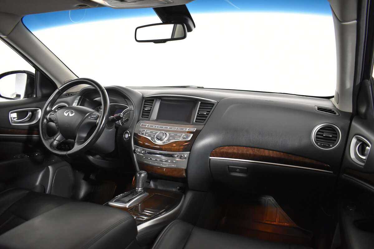 Infiniti QX60 с пробегом — 2015 год. Фото: #16