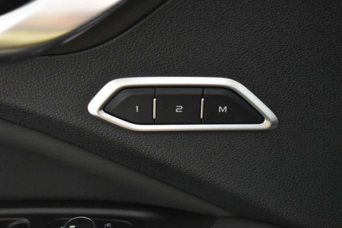 Geely Tugella с пробегом — 2022 год. Фото: #7