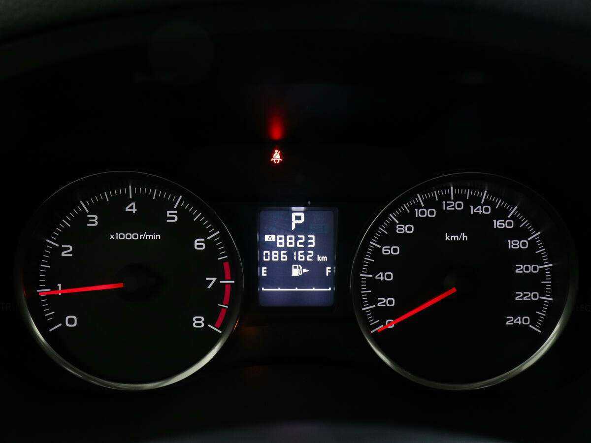 Subaru XV с пробегом — 2013 год. Фото: #10