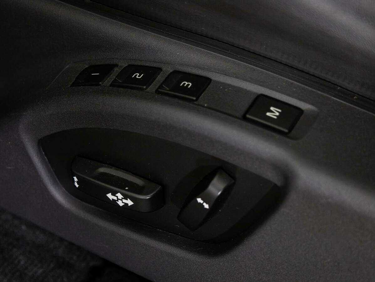 Volvo XC60 с пробегом — 2014 год. Фото: #12