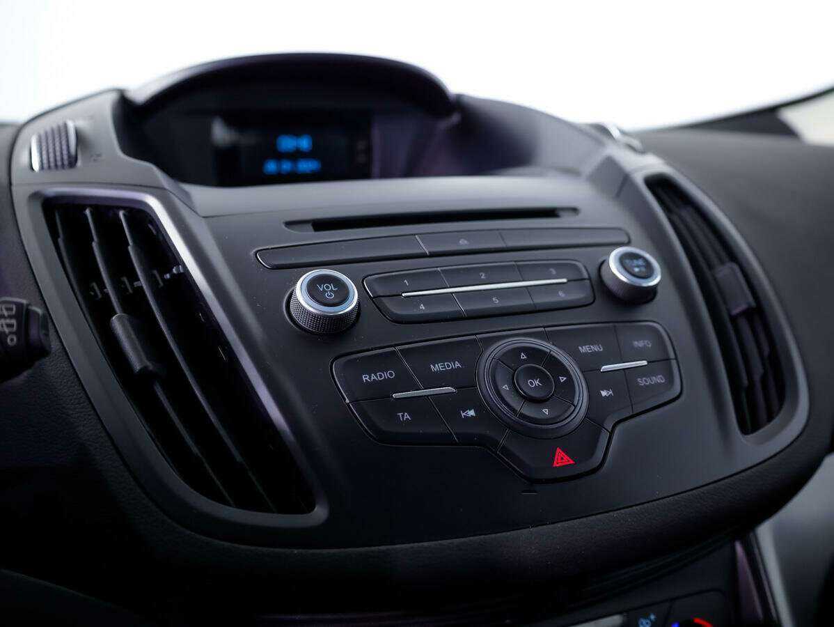 Ford Kuga с пробегом — 2018 год. Фото: #11