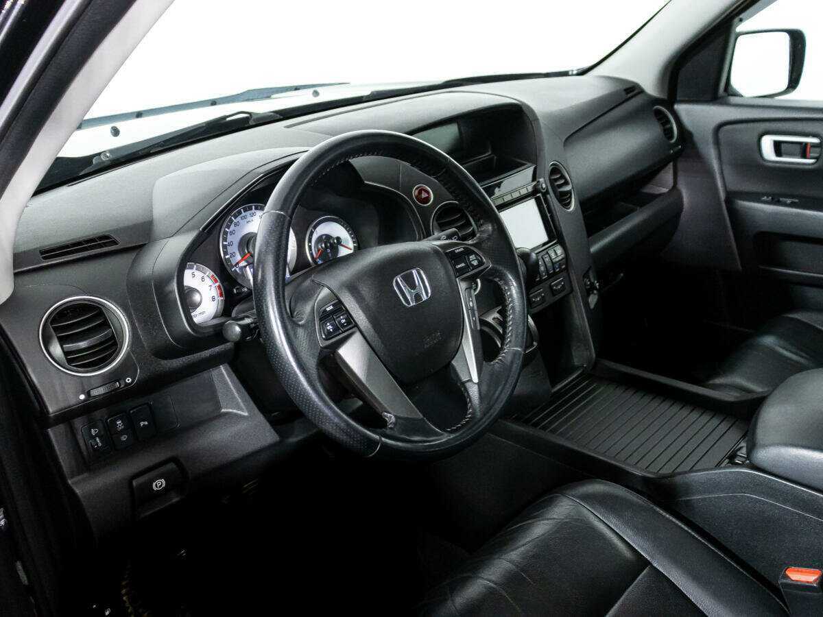 Honda Pilot с пробегом — 2014 год. Фото: #10
