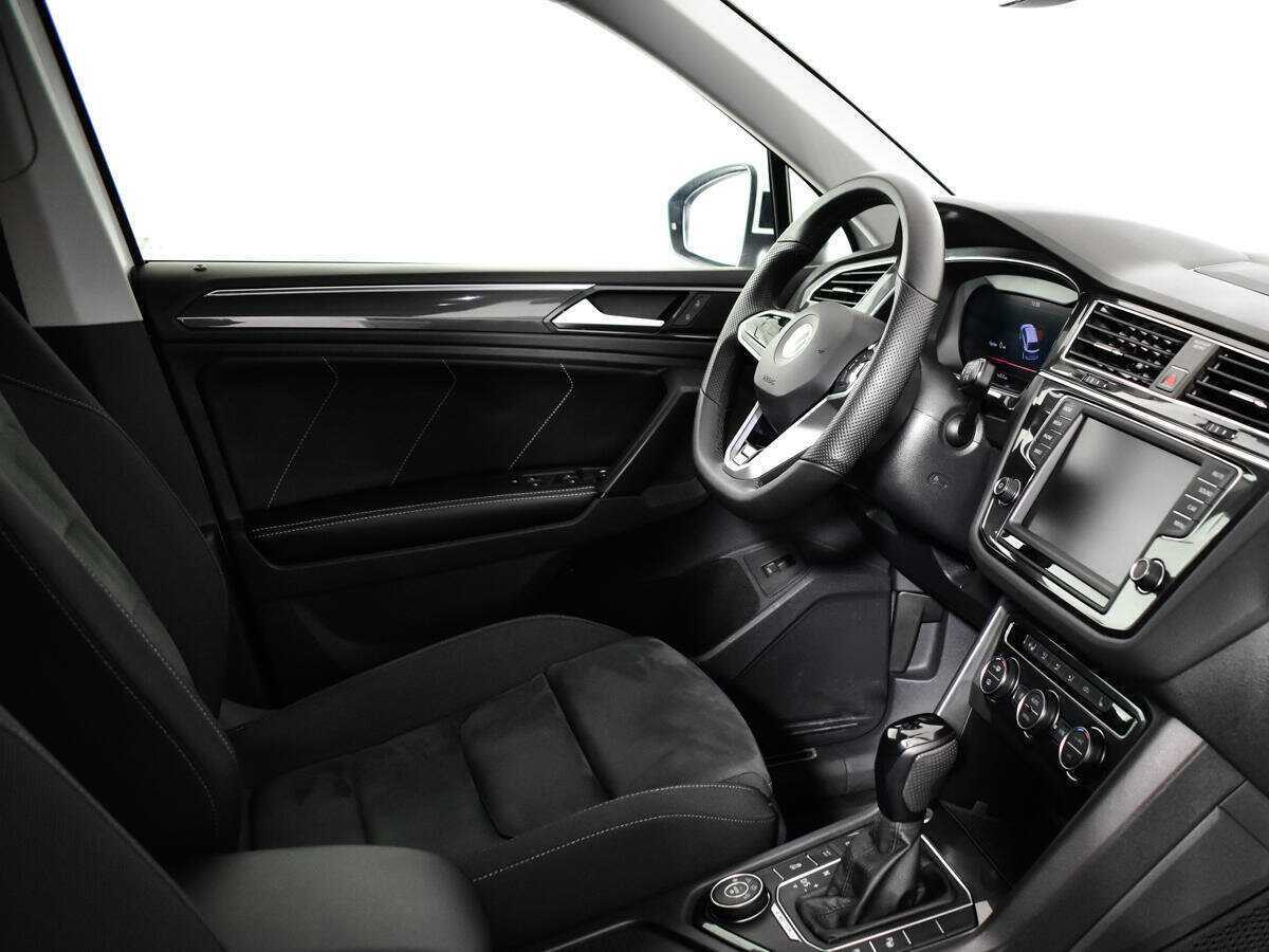 Volkswagen Tiguan с пробегом — 2017 год. Фото: #8
