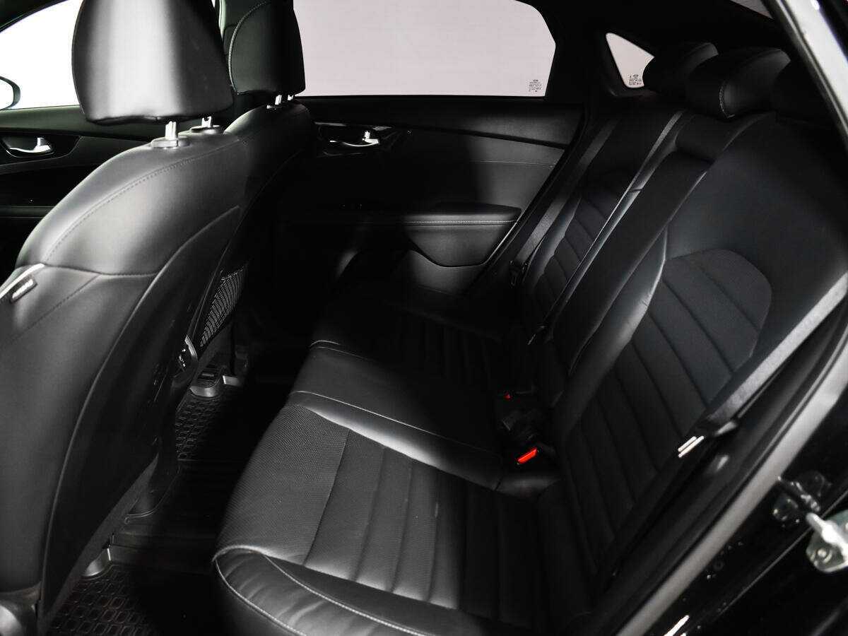 Kia Cerato с пробегом — 2020 год. Фото: #9