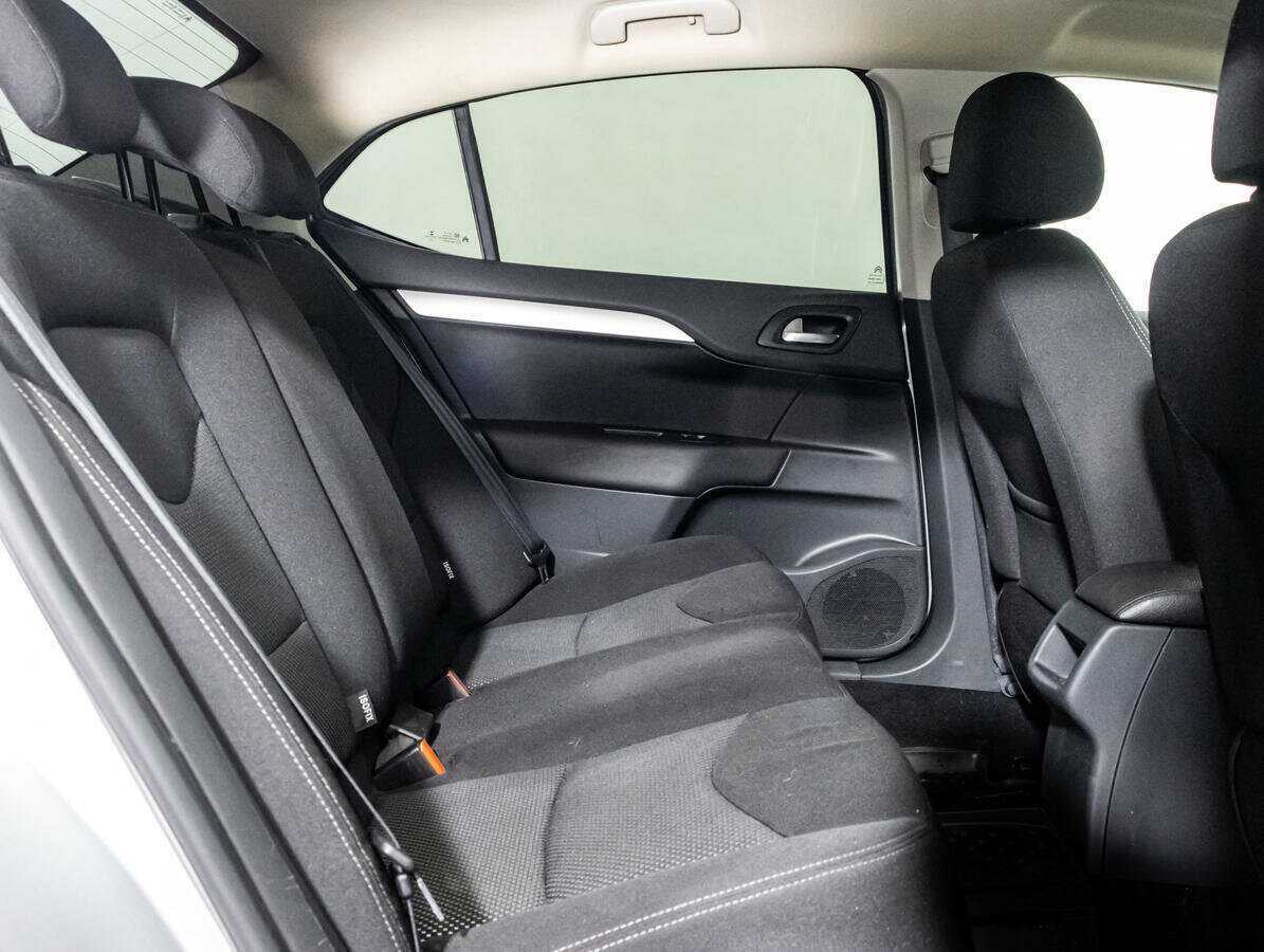 Citroen C4 с пробегом — 2016 год. Фото: #12