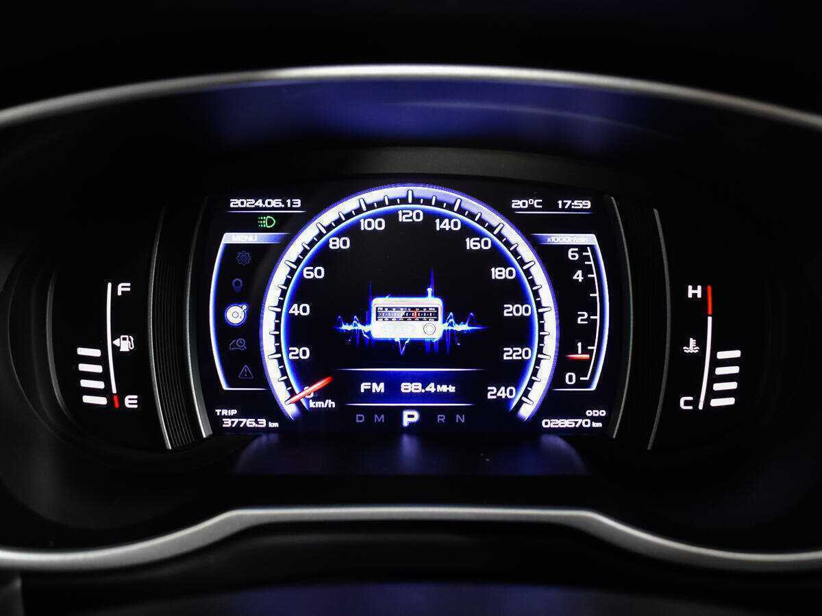 Geely Atlas с пробегом — 2021 год. Фото: #12