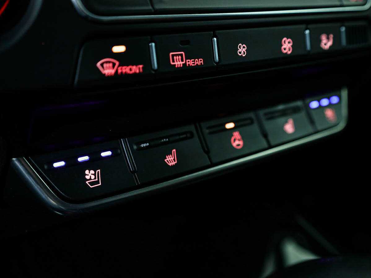 Kia Sorento с пробегом — 2018 год. Фото: #16