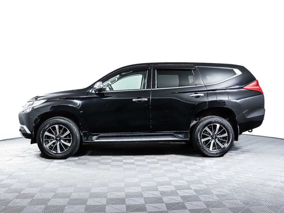 Mitsubishi Pajero Sport с пробегом — 2018 год. Фото: #7
