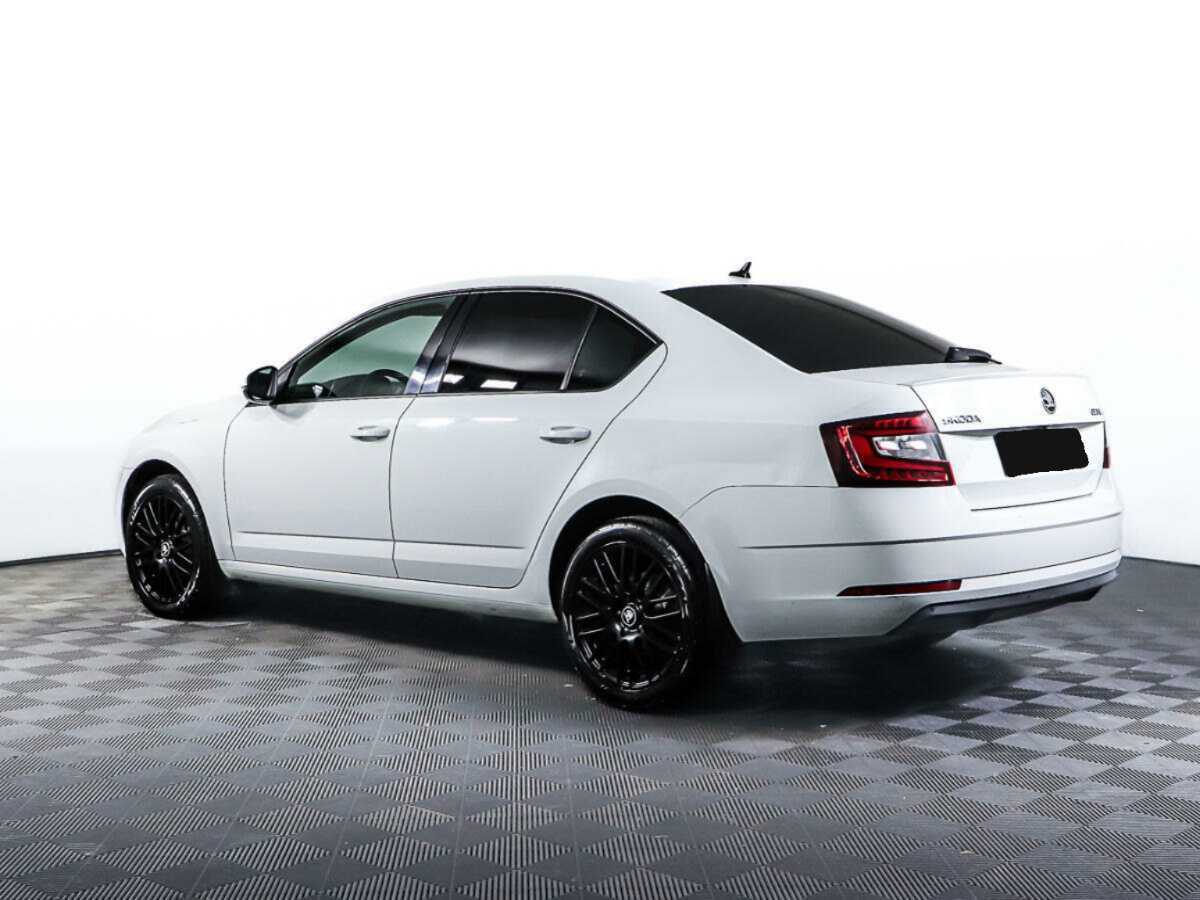 Skoda Octavia с пробегом — 2019 год. Фото: #6