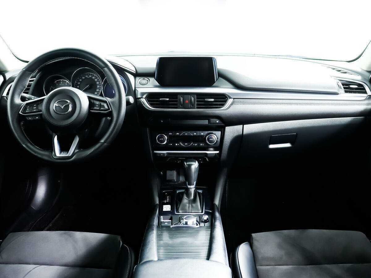 Mazda 6 с пробегом — 2017 год. Фото: #10