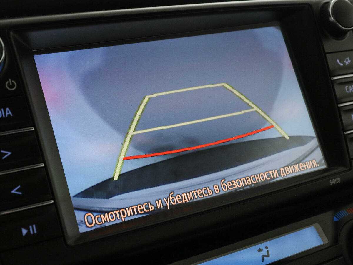 Toyota RAV4 с пробегом — 2017 год. Фото: #12