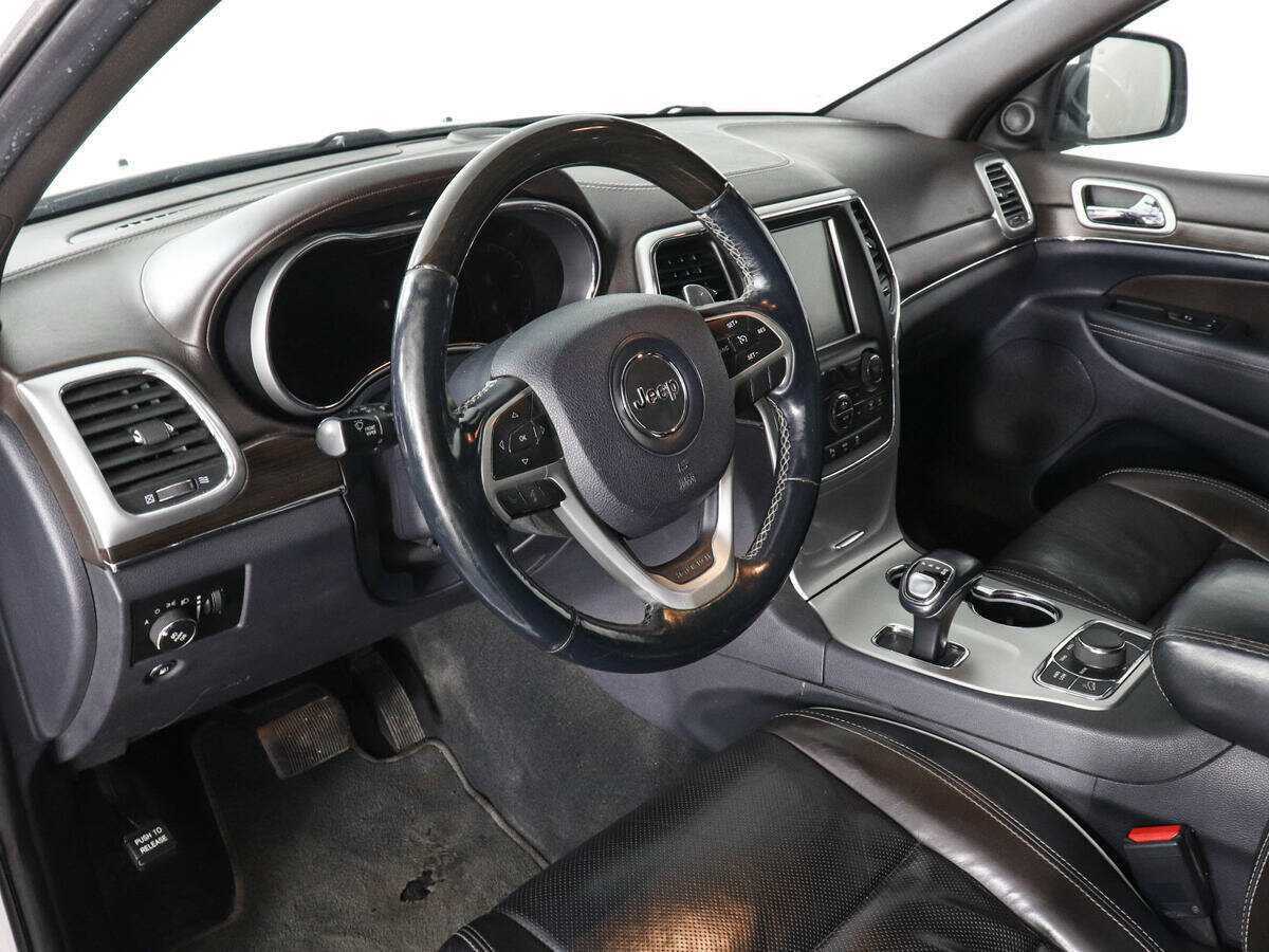 Jeep Grand Cherokee с пробегом — 2013 год. Фото: #8
