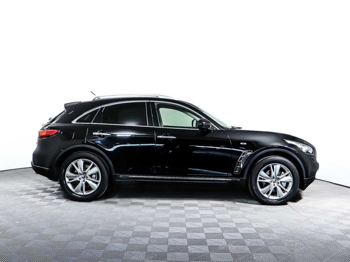 Infiniti FX с пробегом — 2013 год. Фото: #3