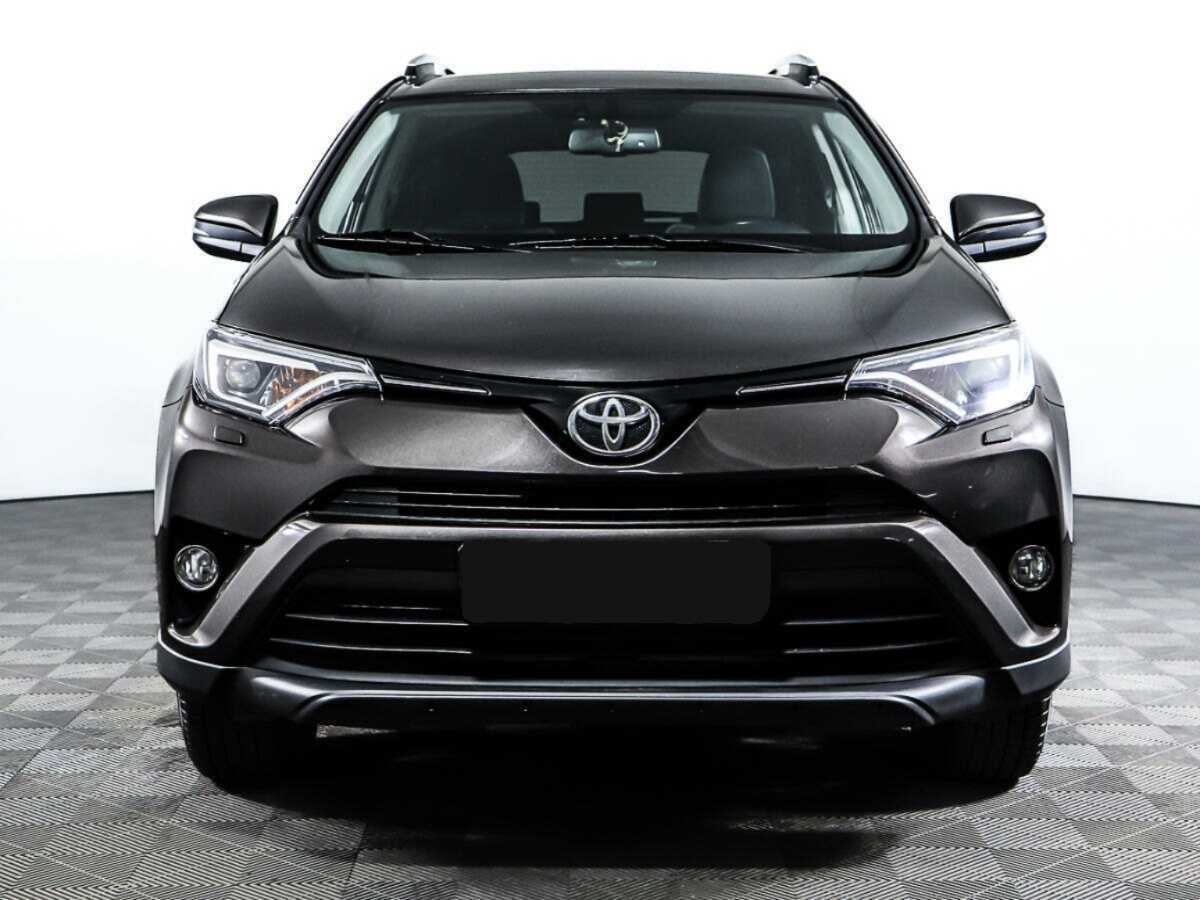Toyota RAV4 с пробегом — 2019 год. Фото: #1