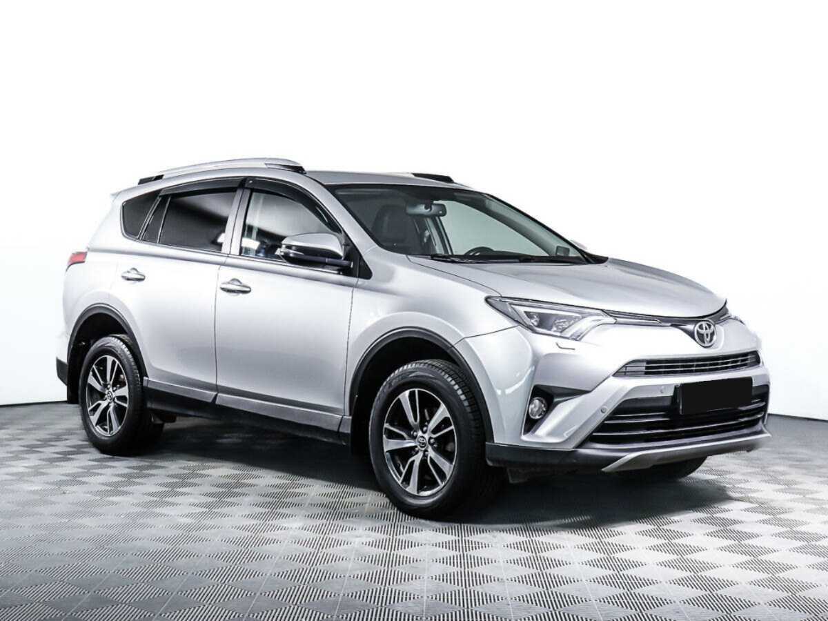 Toyota RAV4 с пробегом — 2019 год. Фото: #2