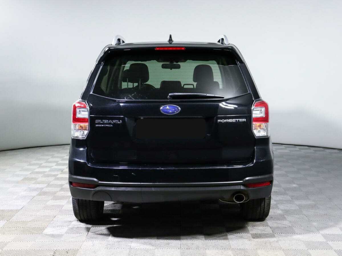 Subaru Forester с пробегом — 2017 год. Фото: #4