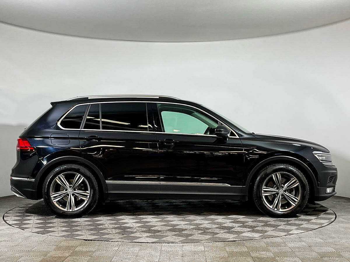 Volkswagen Tiguan с пробегом — 2017 год. Фото: #3