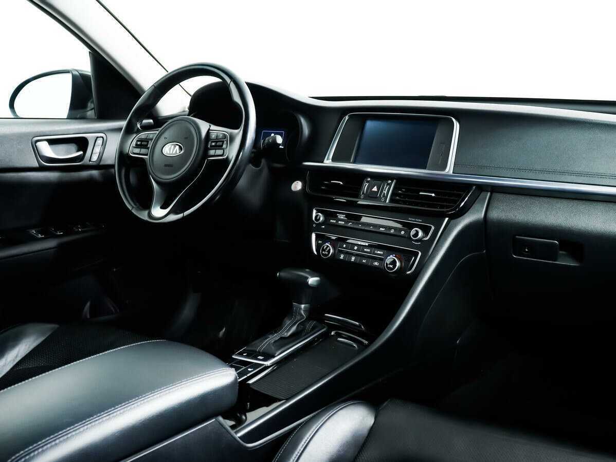 Kia Optima с пробегом — 2017 год. Фото: #6