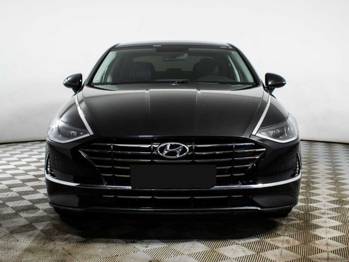 Hyundai Sonata с пробегом — 2020 год. Фото: #1