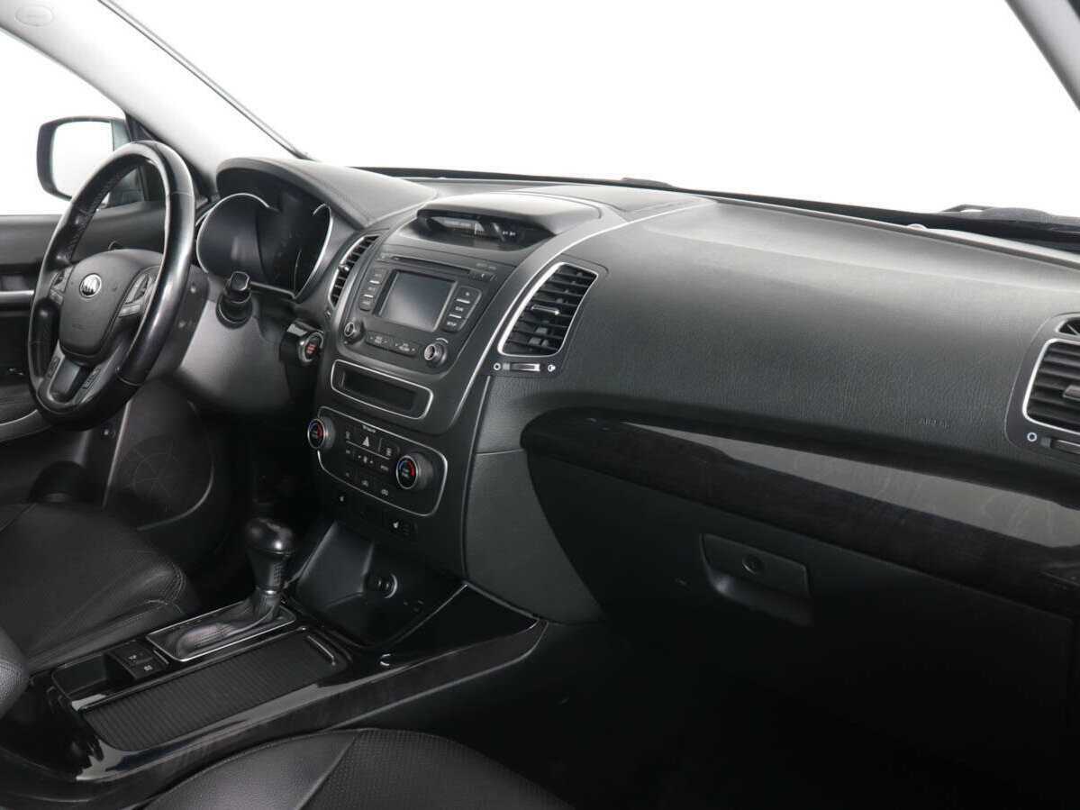 Kia Sorento с пробегом — 2019 год. Фото: #9
