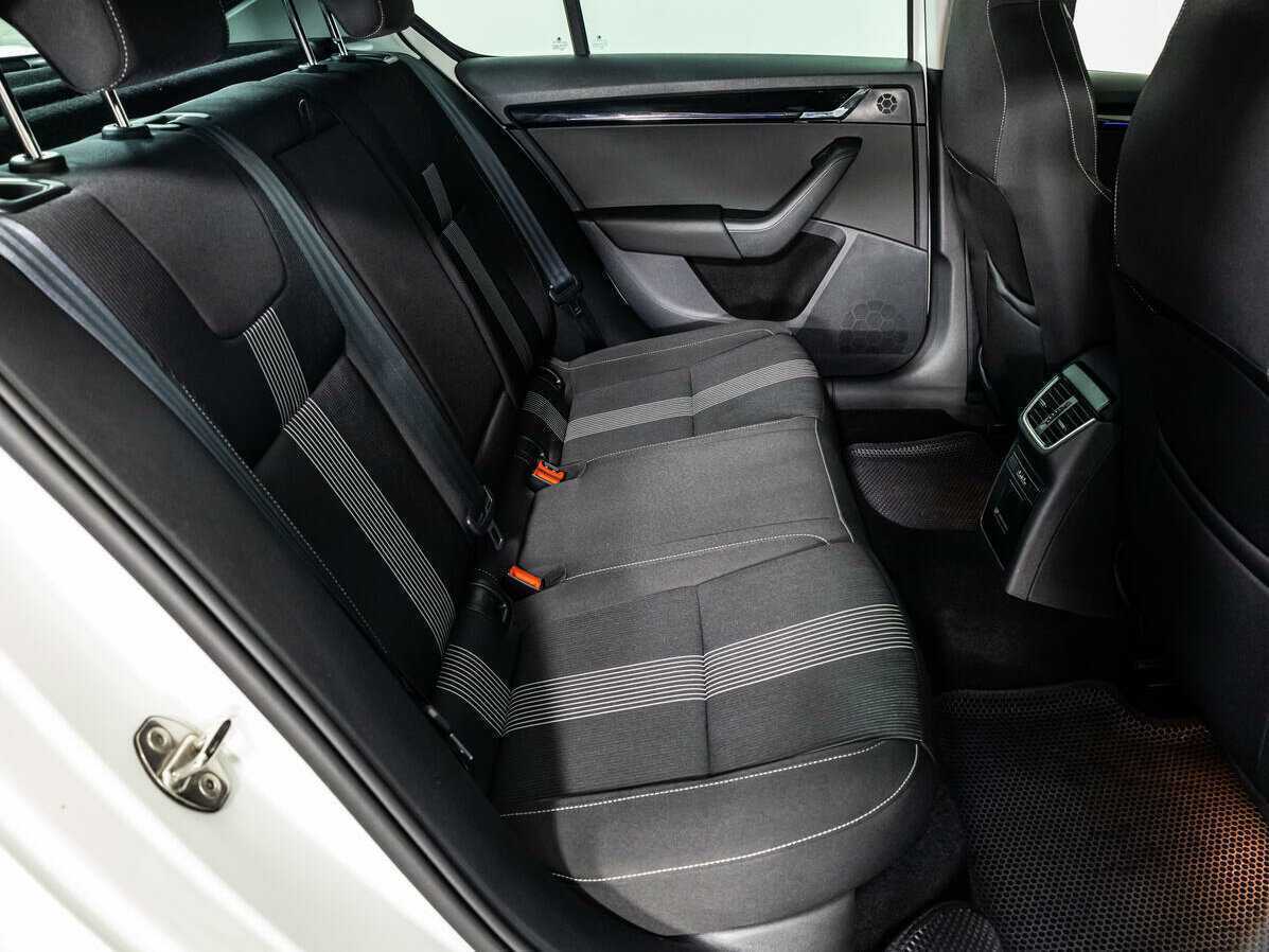 Skoda Octavia с пробегом — 2018 год. Фото: #9