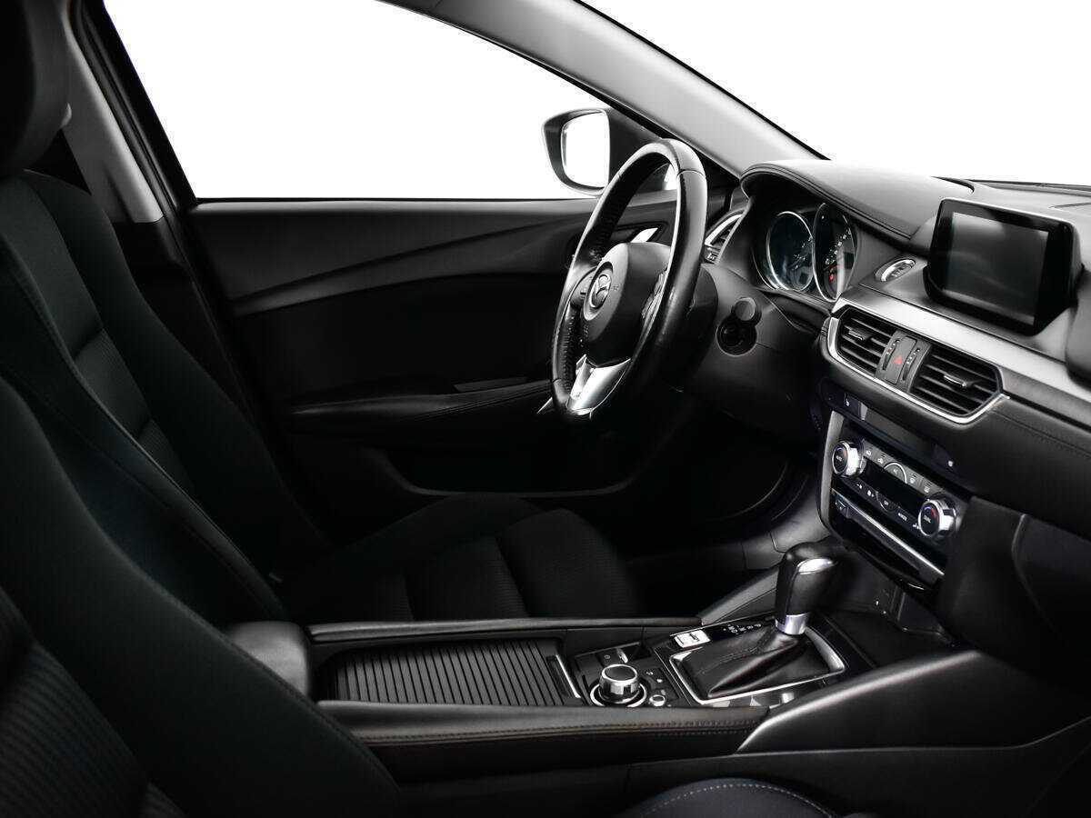 Mazda 6 с пробегом — 2016 год. Фото: #8