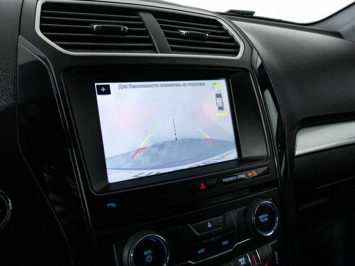 Ford Explorer с пробегом — 2017 год. Фото: #15