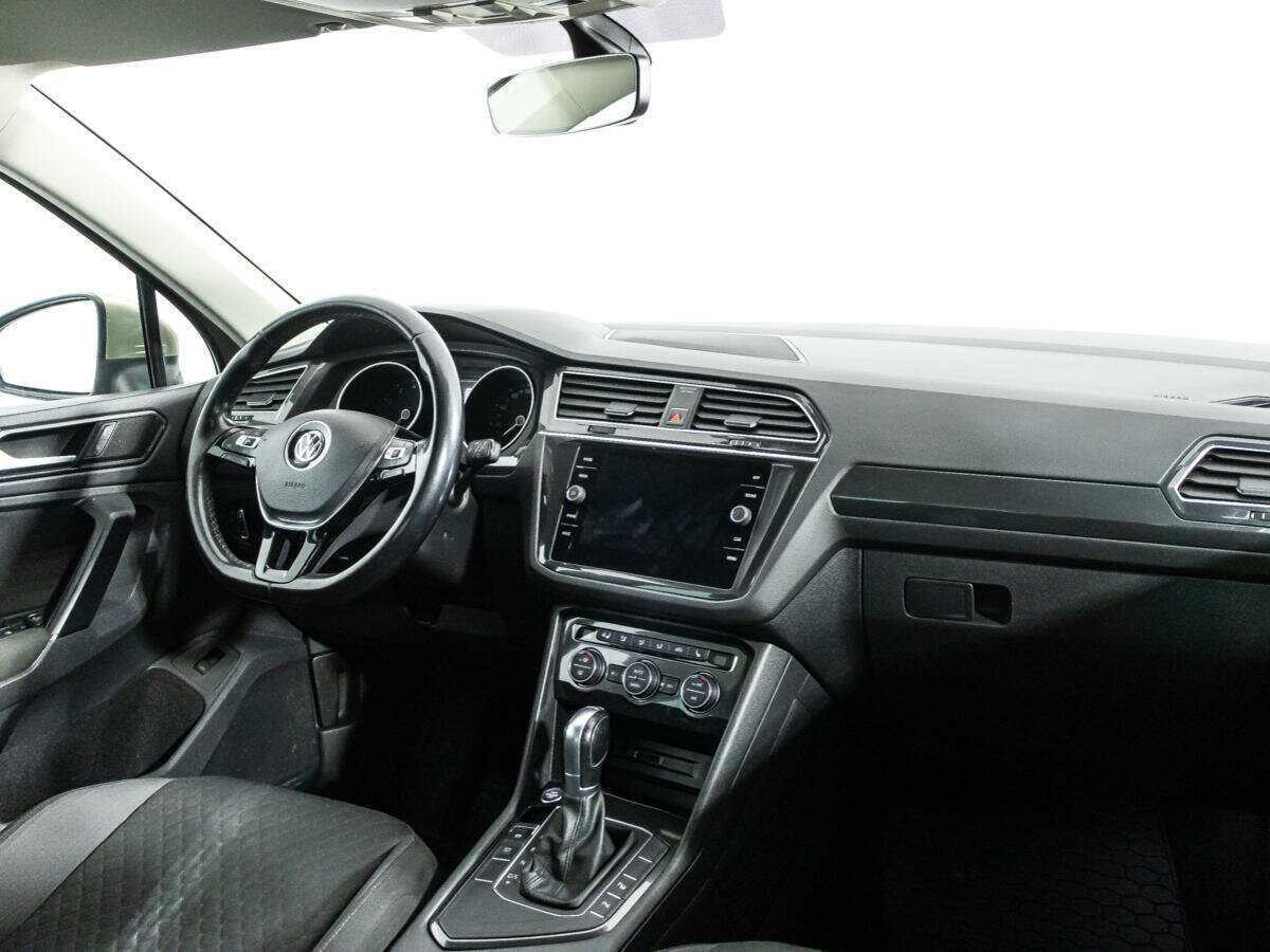 Volkswagen Tiguan с пробегом — 2017 год. Фото: #8