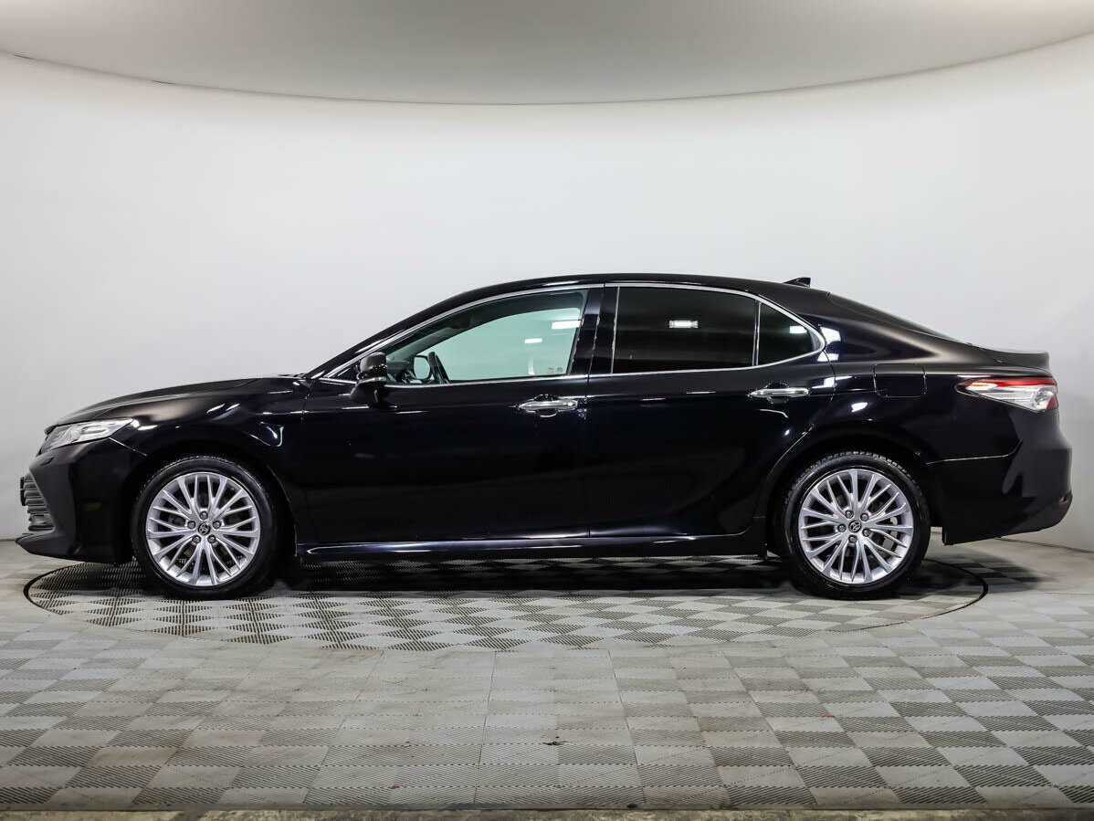 Toyota Camry с пробегом — 2020 год. Фото: #6