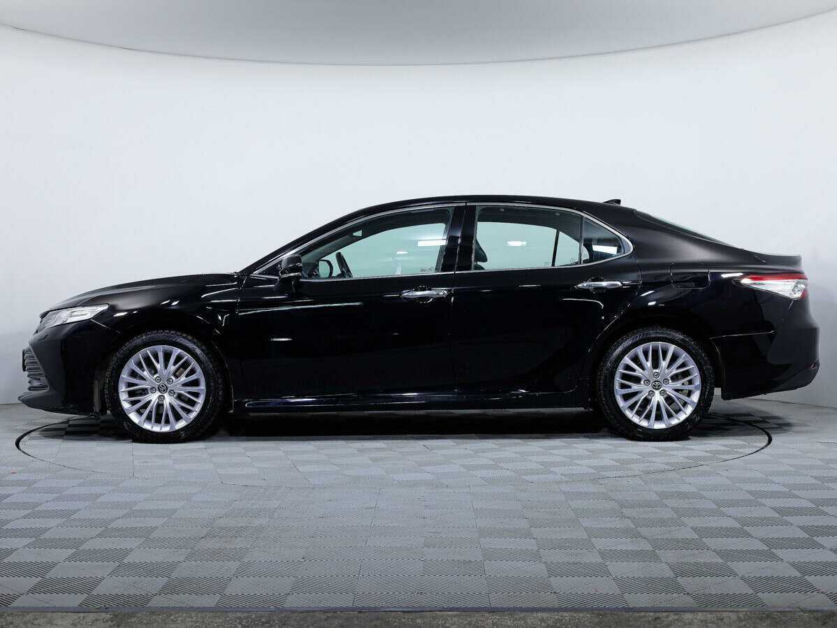 Toyota Camry с пробегом — 2019 год. Фото: #7