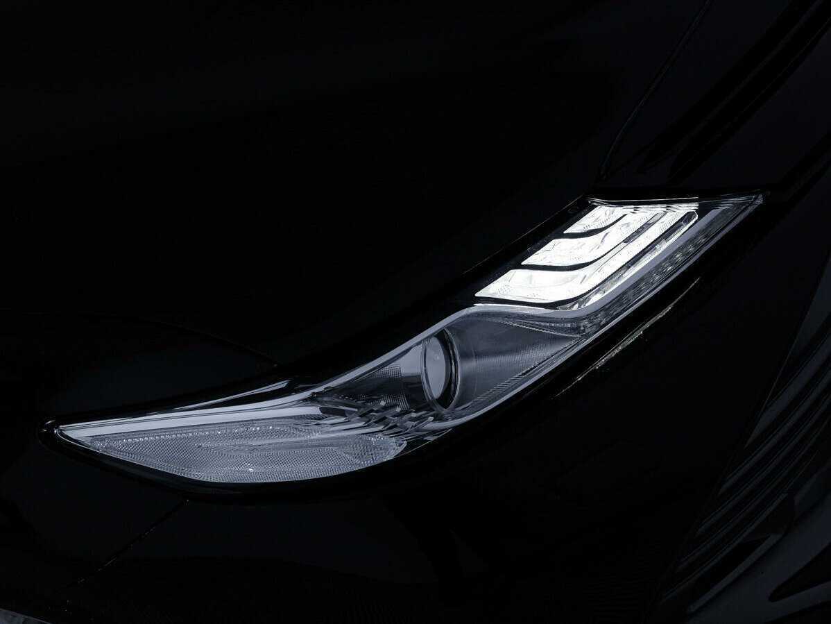 Toyota Camry с пробегом — 2019 год. Фото: #29