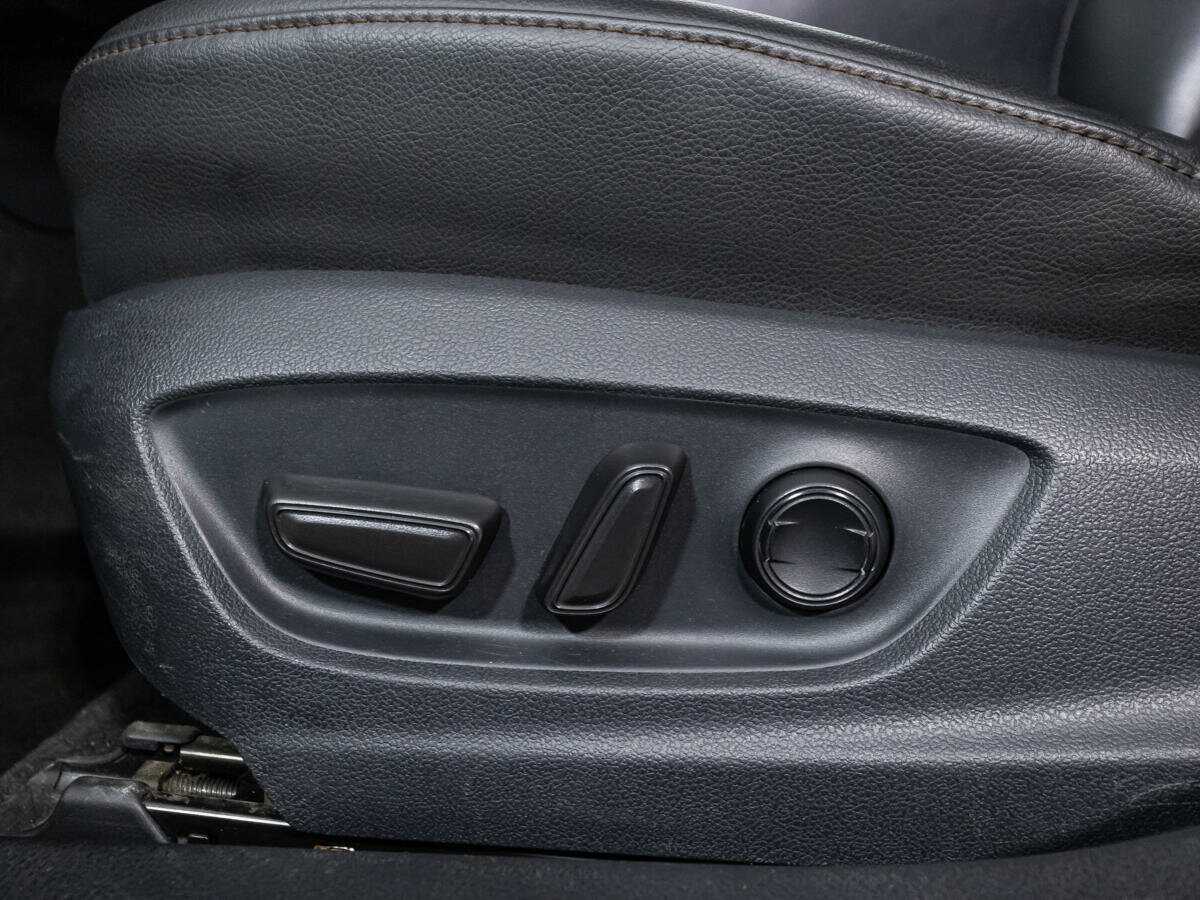 Toyota Camry с пробегом — 2020 год. Фото: #14