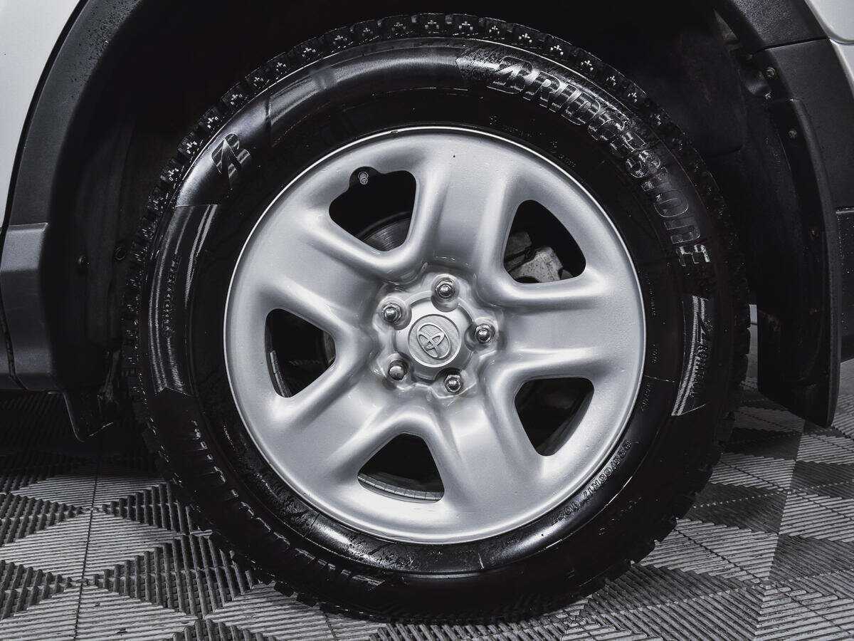 Toyota RAV4 с пробегом — 2018 год. Фото: #14