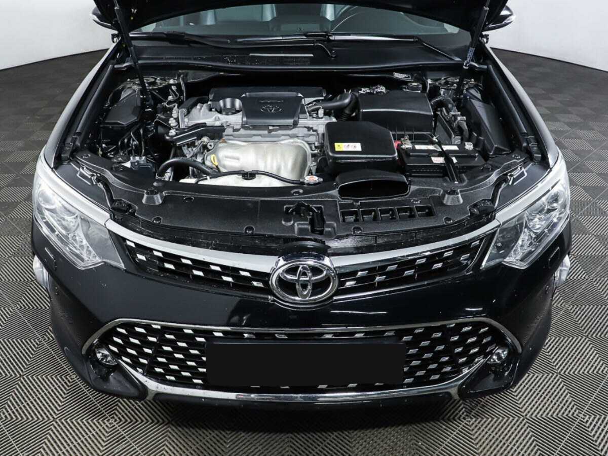Toyota Camry с пробегом — 2017 год. Фото: #7