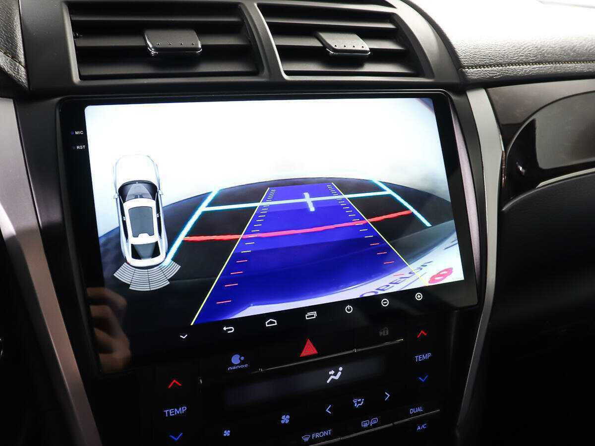 Toyota Camry с пробегом — 2017 год. Фото: #19