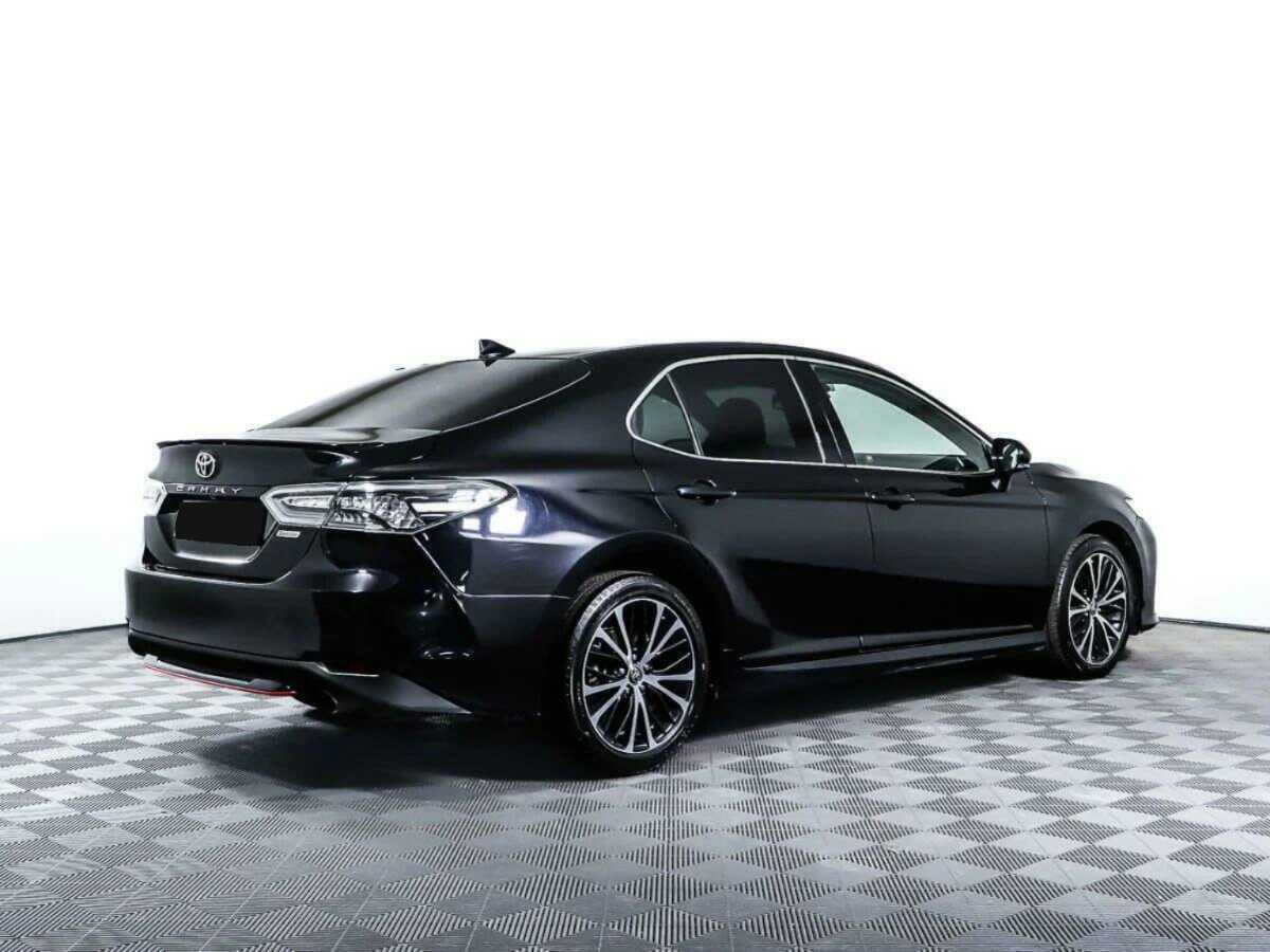 Toyota Camry с пробегом — 2020 год. Фото: #4