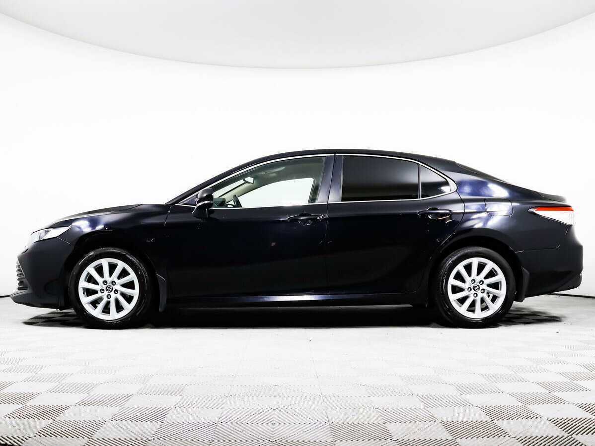 Toyota Camry с пробегом — 2019 год. Фото: #7