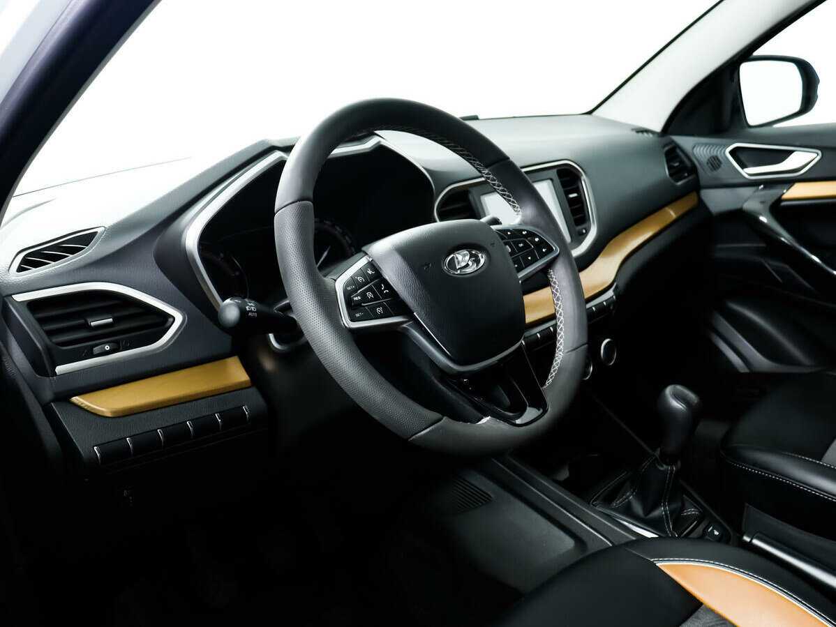 Lada (ВАЗ) Vesta с пробегом — 2023 год. Фото: #12