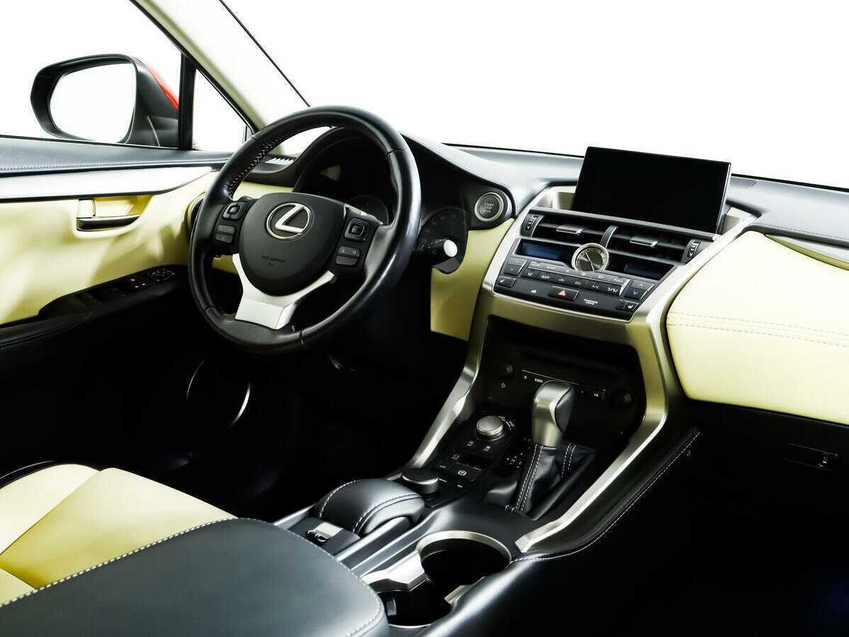 Lexus NX с пробегом — 2016 год. Фото: #8