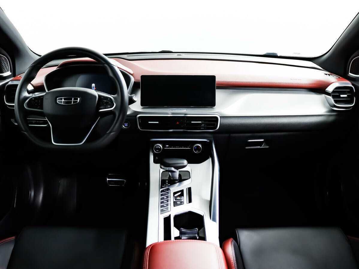 Geely Coolray с пробегом — 2022 год. Фото: #10