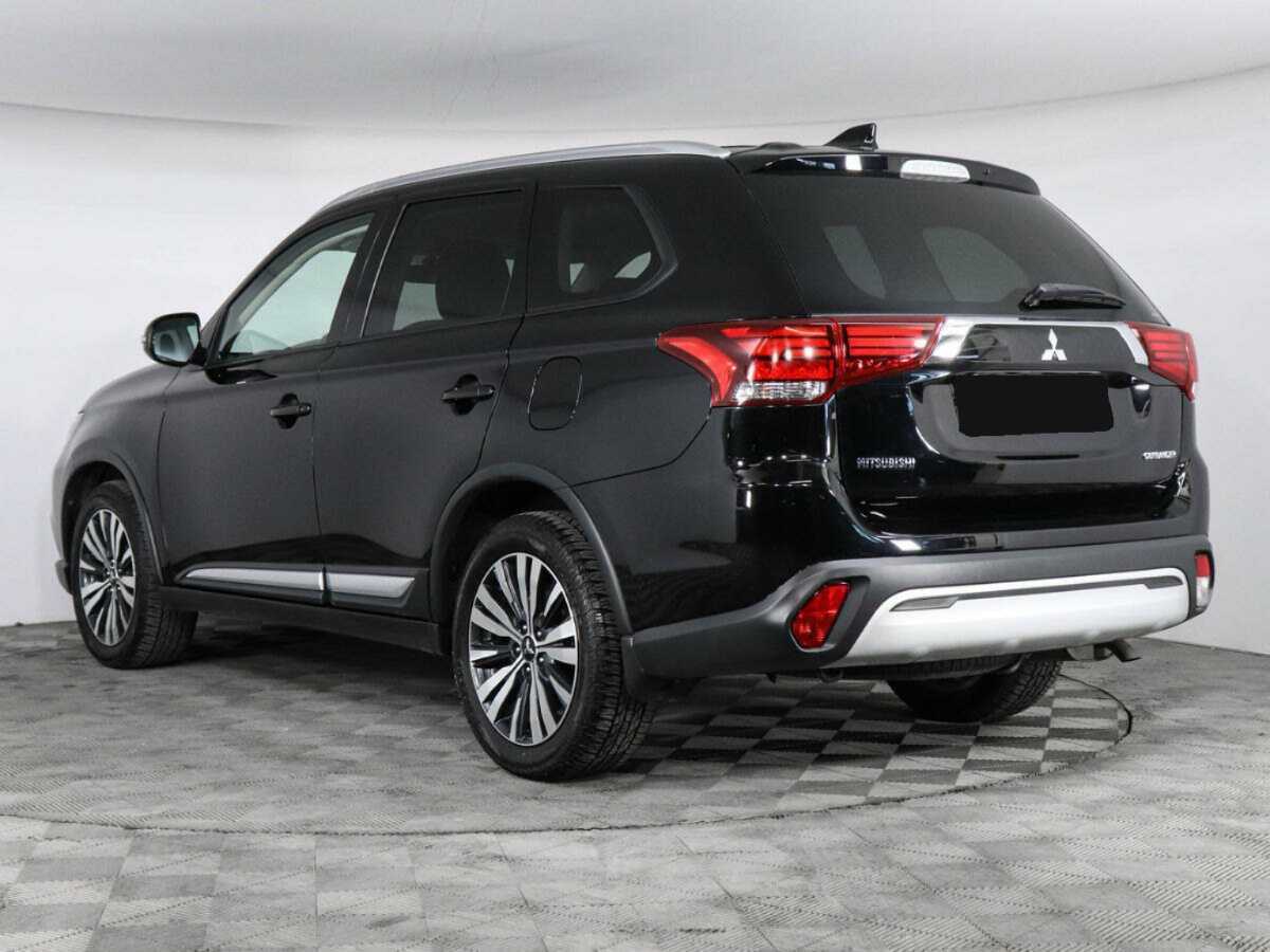 Mitsubishi Outlander с пробегом — 2019 год. Фото: #6