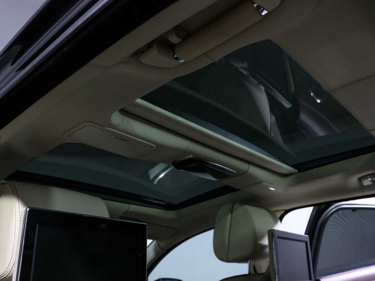 Jaguar XJ с пробегом — 2014 год. Фото: #23