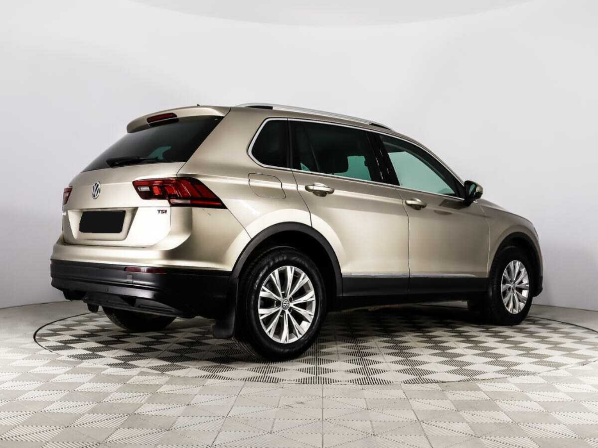 Volkswagen Tiguan с пробегом — 2017 год. Фото: #4