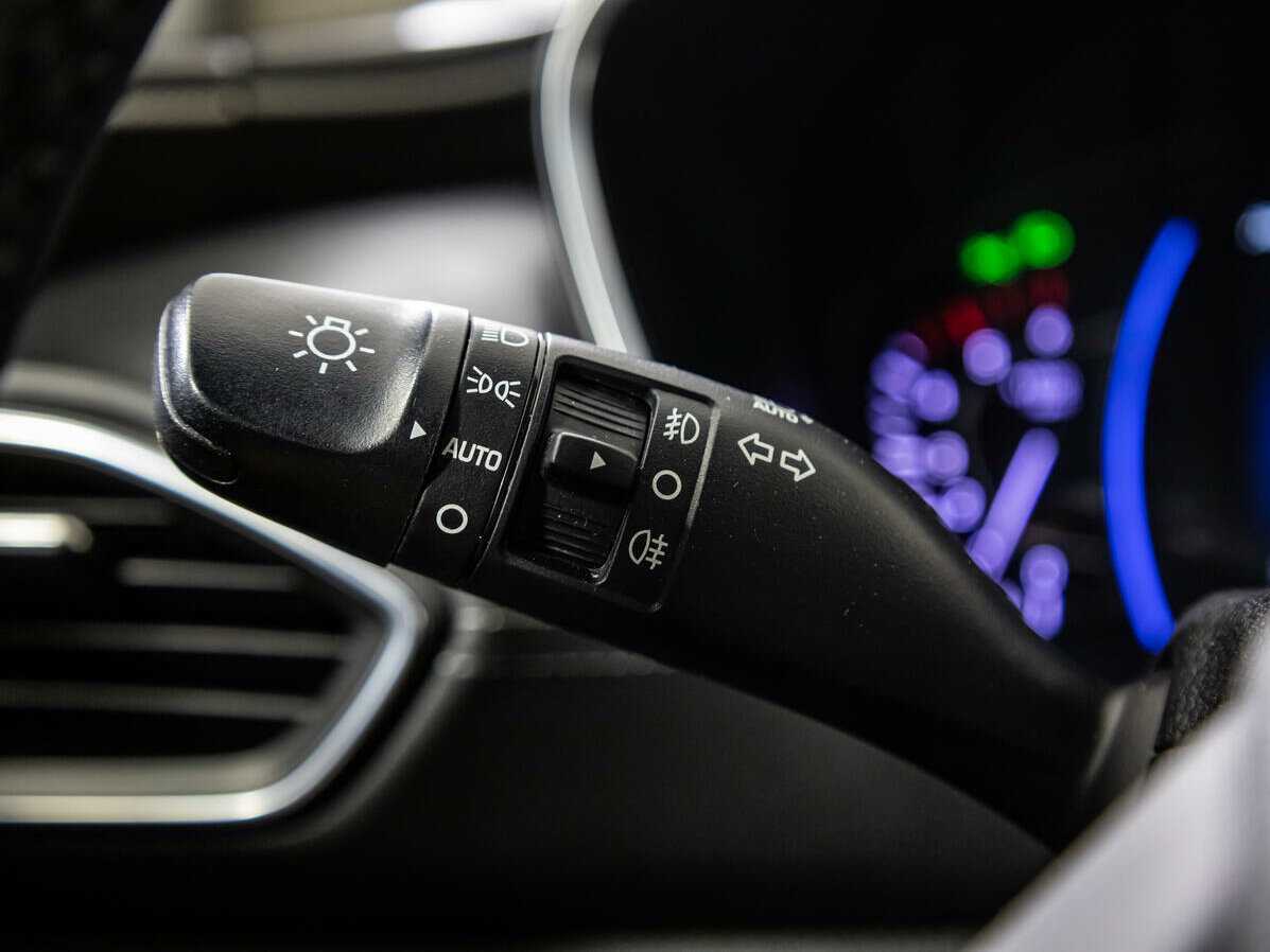 Hyundai Santa Fe с пробегом — 2019 год. Фото: #16