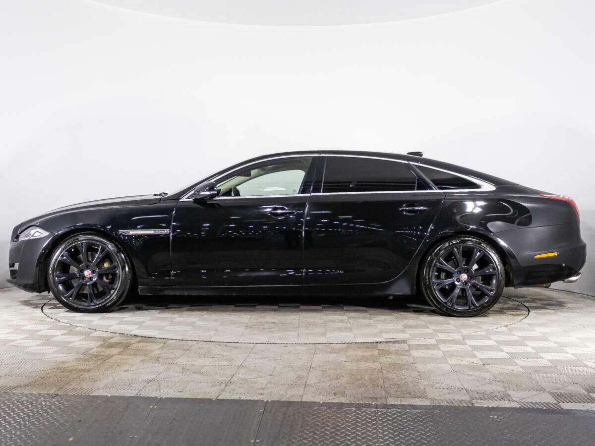 Jaguar XJ с пробегом — 2016 год. Фото: #7