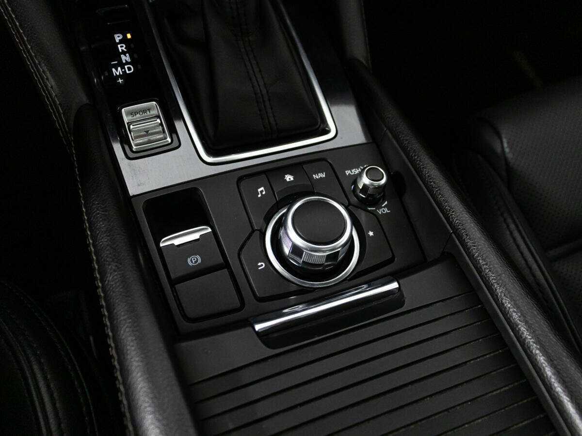 Mazda 6 с пробегом — 2017 год. Фото: #16