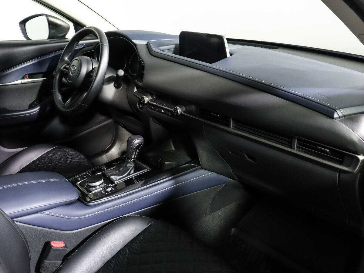 Mazda CX-30 с пробегом — 2021 год. Фото: #6